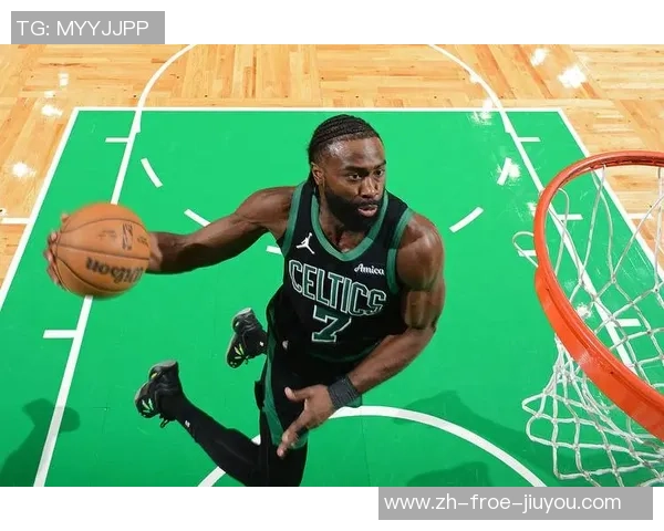 杰伦-布朗：我曾考虑脱离凯尔特人，但麦迪劝我留下争冠